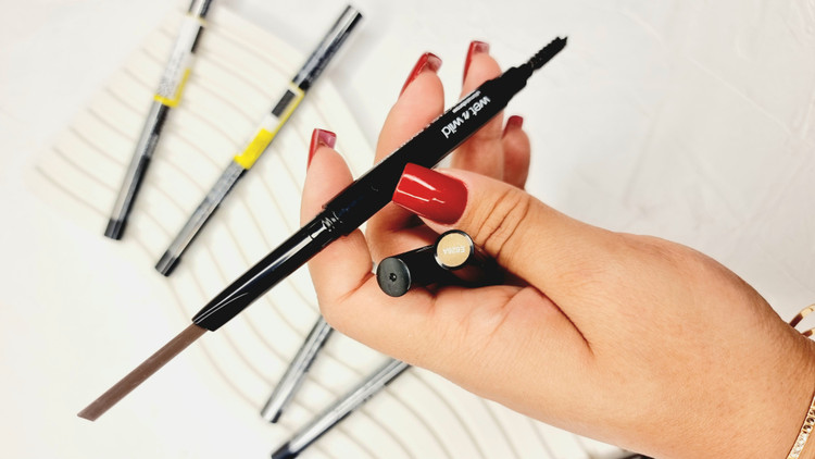 مداد ابروی پیچی wet n wild 627